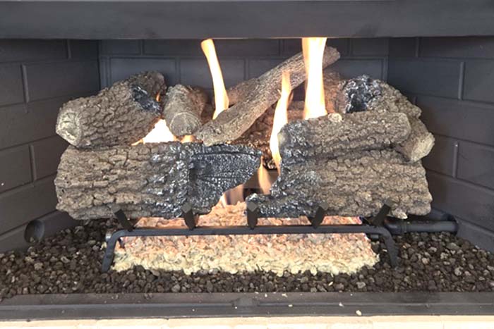 Smoldering Timberland Oak Match Lit 24" Gas Log Set.